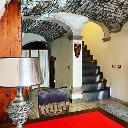 ホテル La Vecchia Torre ボーザ エクステリア 写真